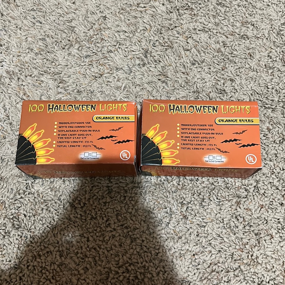 COPY - Halloween light bulbs, color, orange